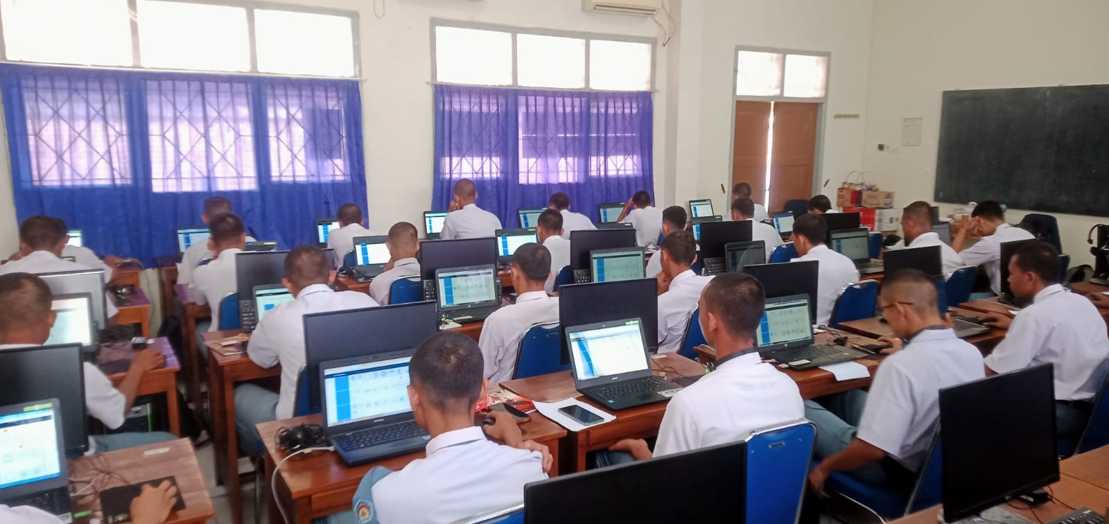 Rekrutmen secara Online/Daring